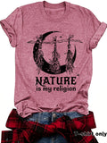 T-shirt imprimé à motif céleste de sorcière