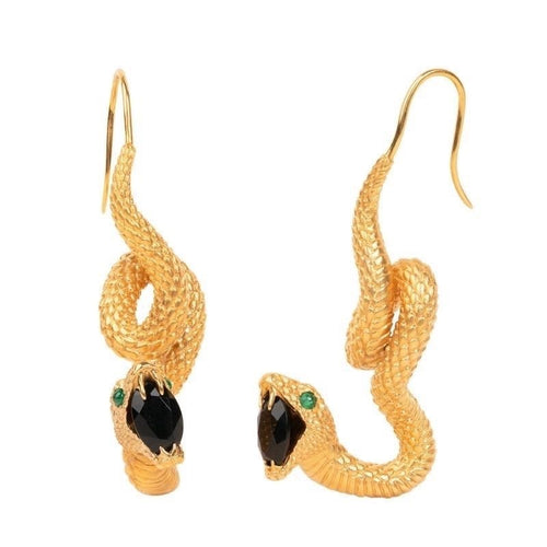 Bijou d’oreille doré motif serpent