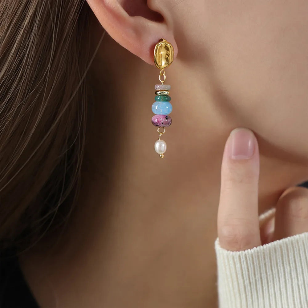 Boucles d’oreilles pendantes en pierre naturelle et perles d’eau douce