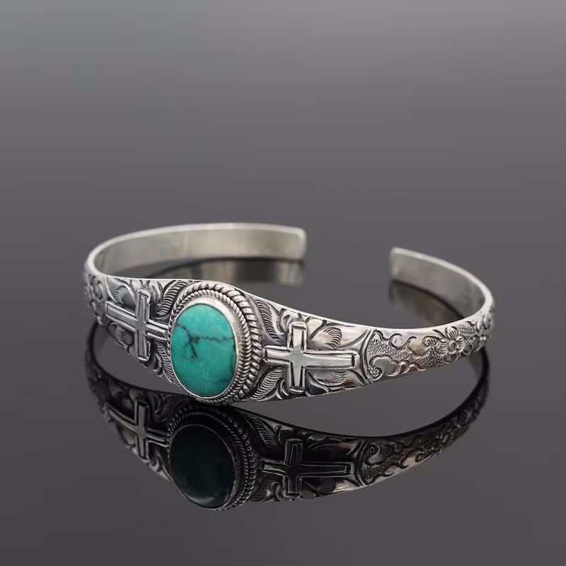 Bracelet ouvert en turquoise naturelle à motif antique