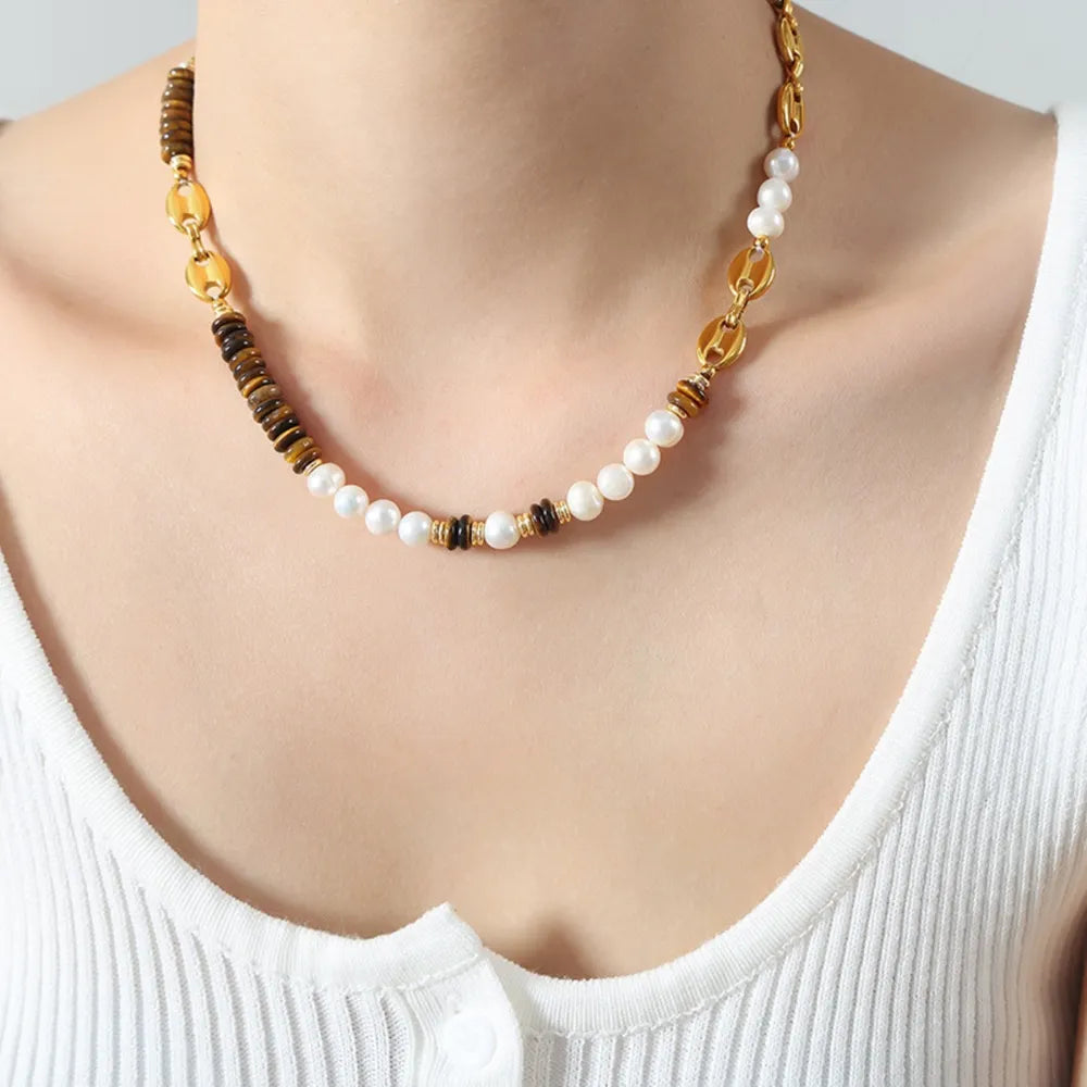 Collier doré perle et œil-de-tigre