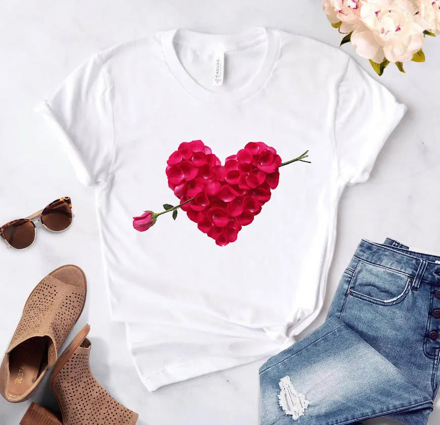 T-shirt blanc à imprimé cœur et fleurs LOVE
